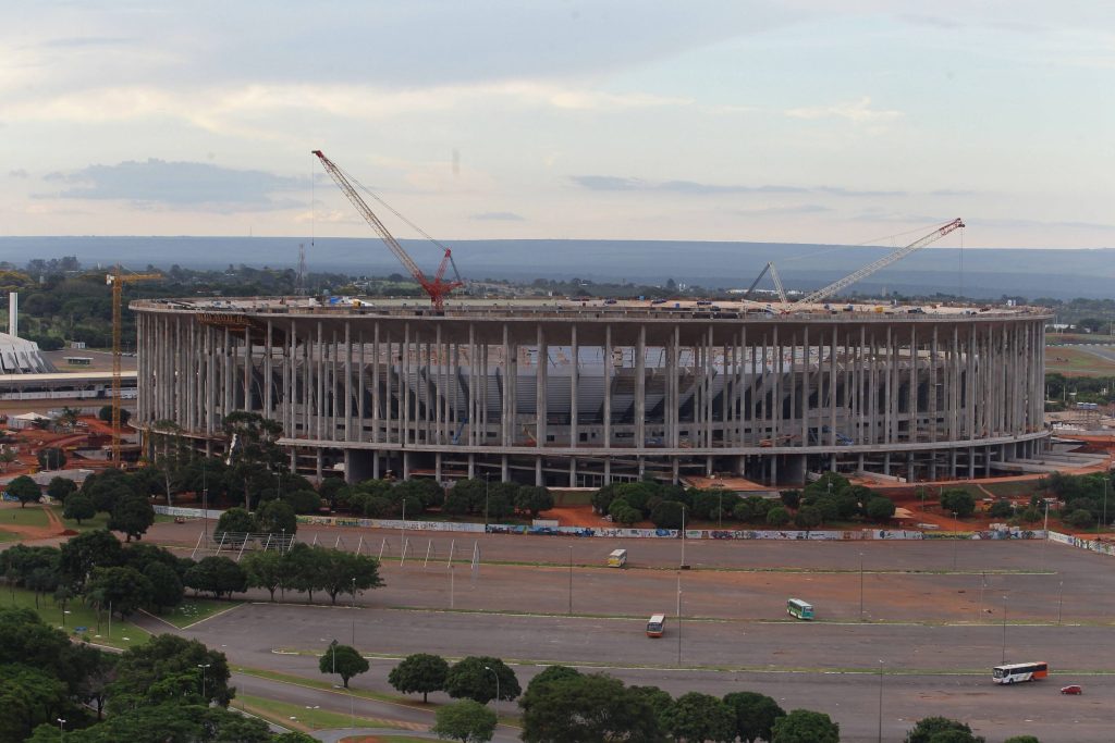 Estadio Nacional Mane Garrincha entrances