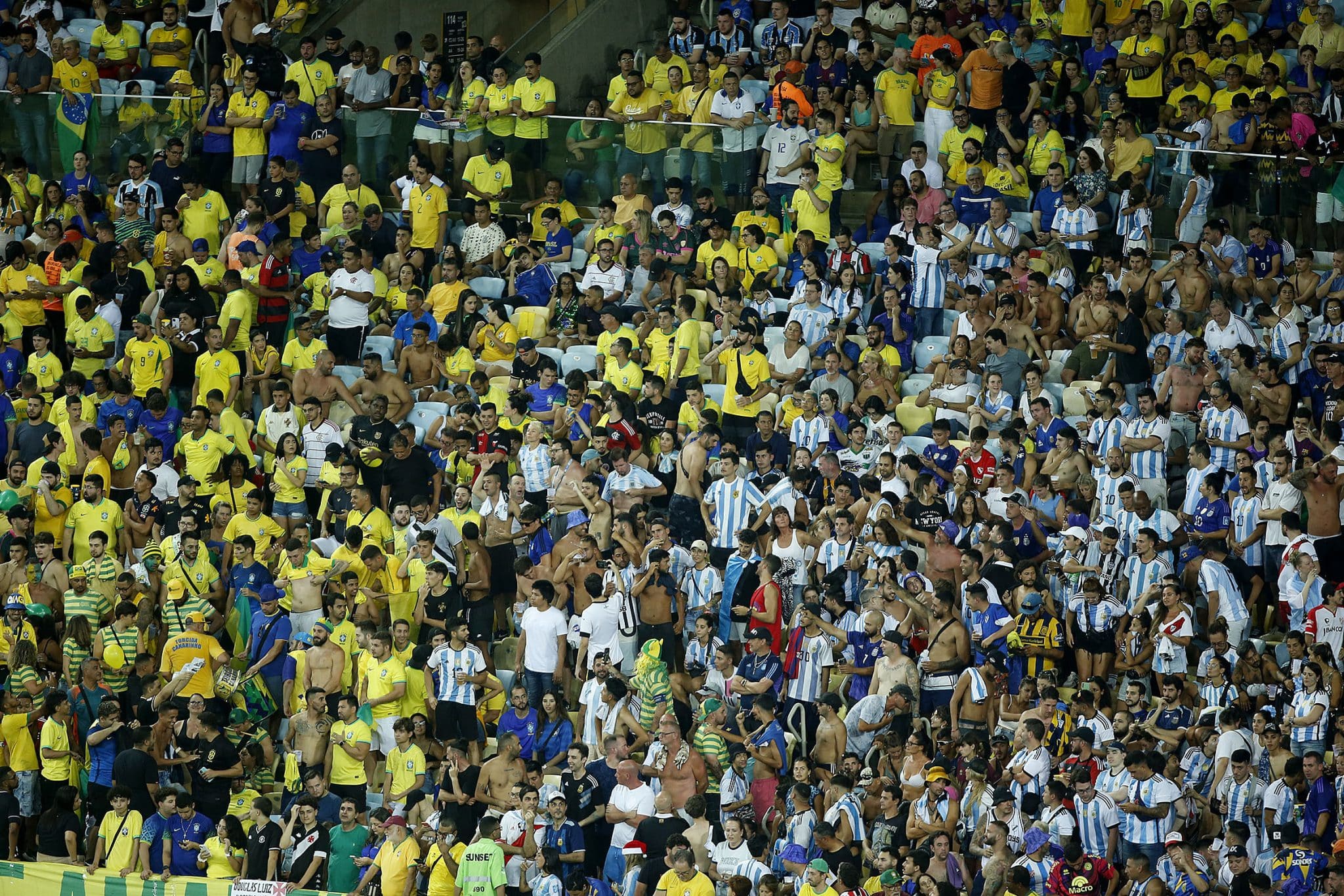 Brazil vs Argentina fan violence explained: "This will end in tragedy" 3 Brazil vs Argentina fan violence - Maracana 2