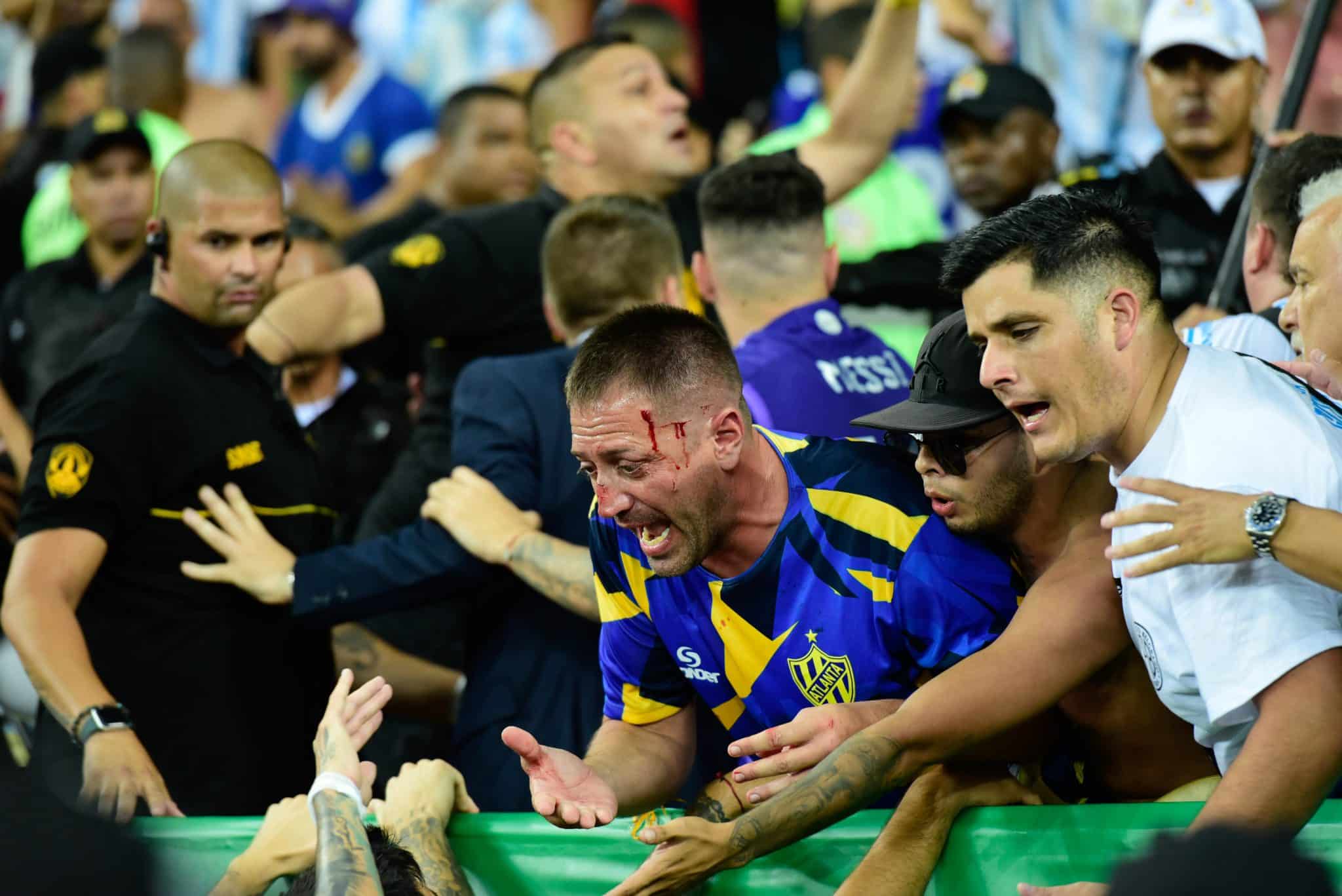 Brazil vs Argentina fan violence explained: "This will end in tragedy" 5 Brazil vs Argentina fan violence - Maracana 6