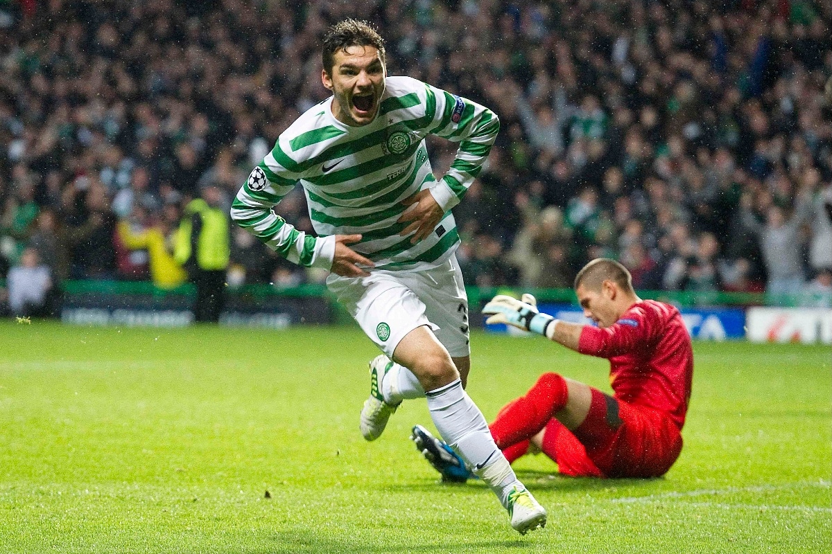 Celtic Park empty seats explained: Why 3 rows are unused on Champions League nights 2 celtic 2-1 barcelona | Tony Watt celebrates | One of the very best Champions League nights at Celtic Park