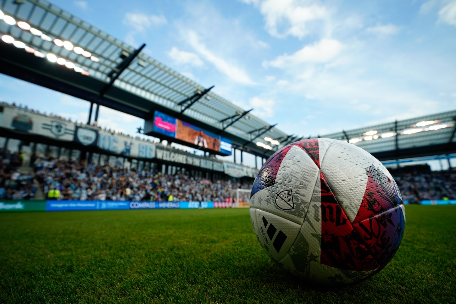 Patrick Mahomes to open first ever women's football stadium 2 first ever women's football stadium