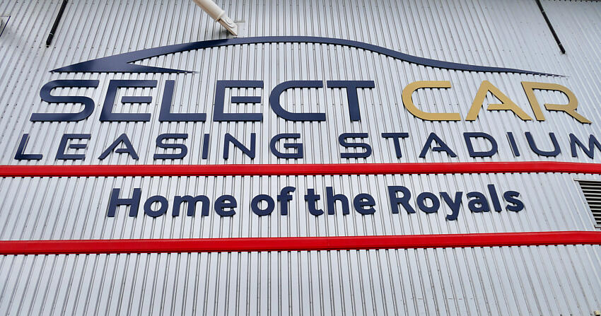 Reading protest group planning final-whistle pitch invasion 1 Reading Football Club's stadium