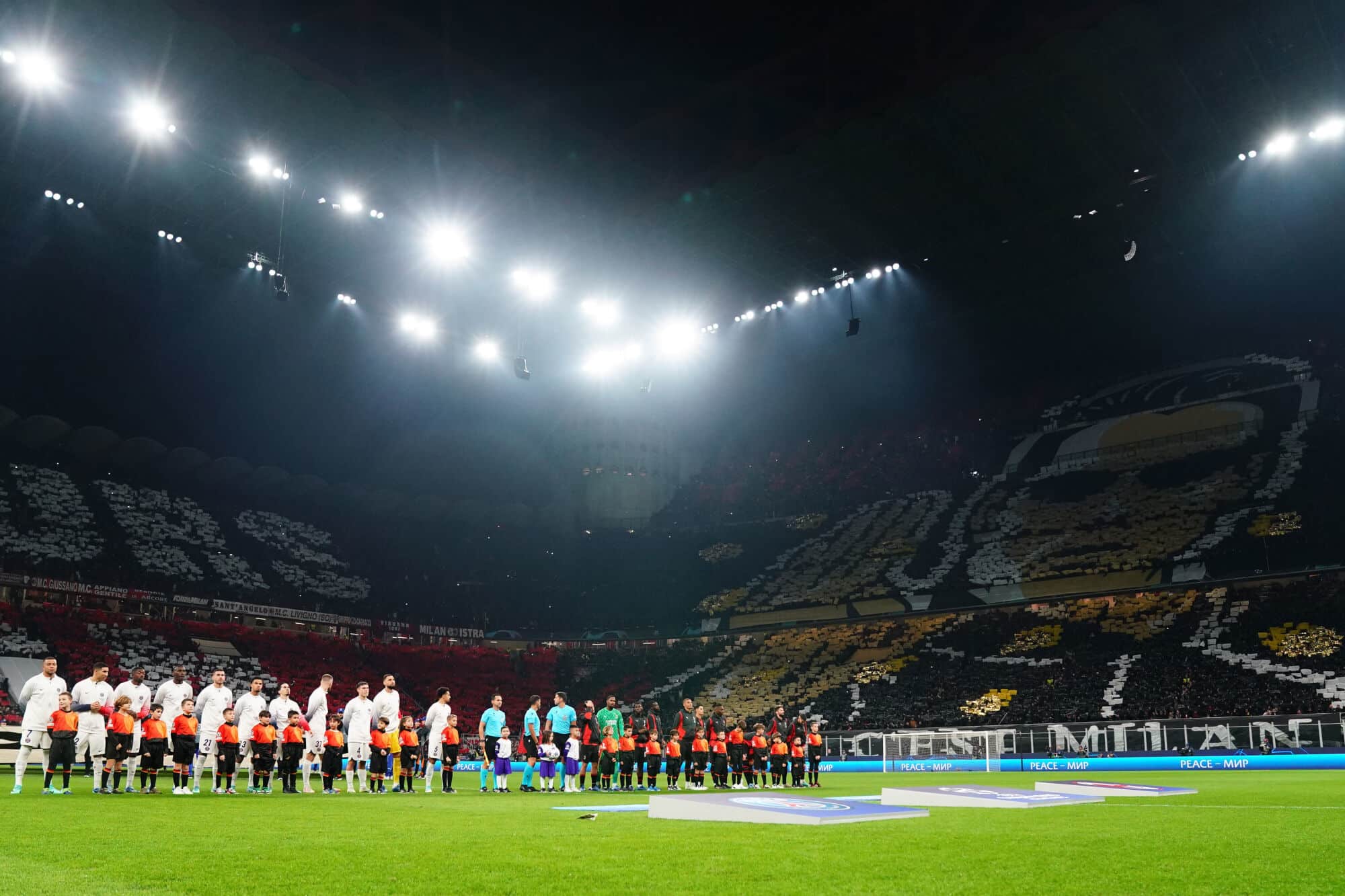 AC Milan Ultras explained: Tifos, history and the power of Curva Sud 1 AC Milan Ultras Tifo