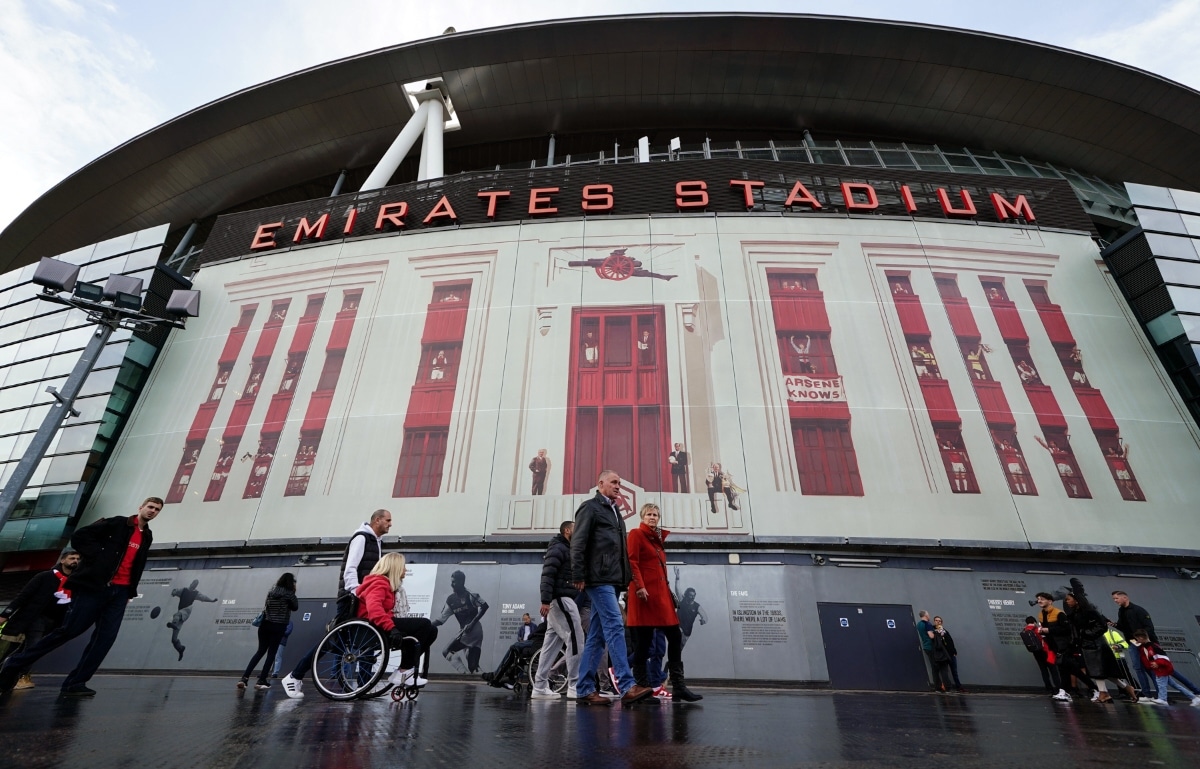 Arsenal and Man Utd fans react to season ticket price hike 2 Emirates Stadium