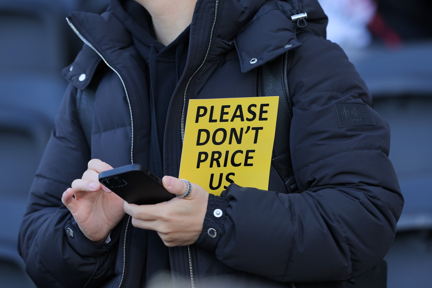 How do football ticket exchanges work? Best resale options and tips 1 Football ticket exchanges