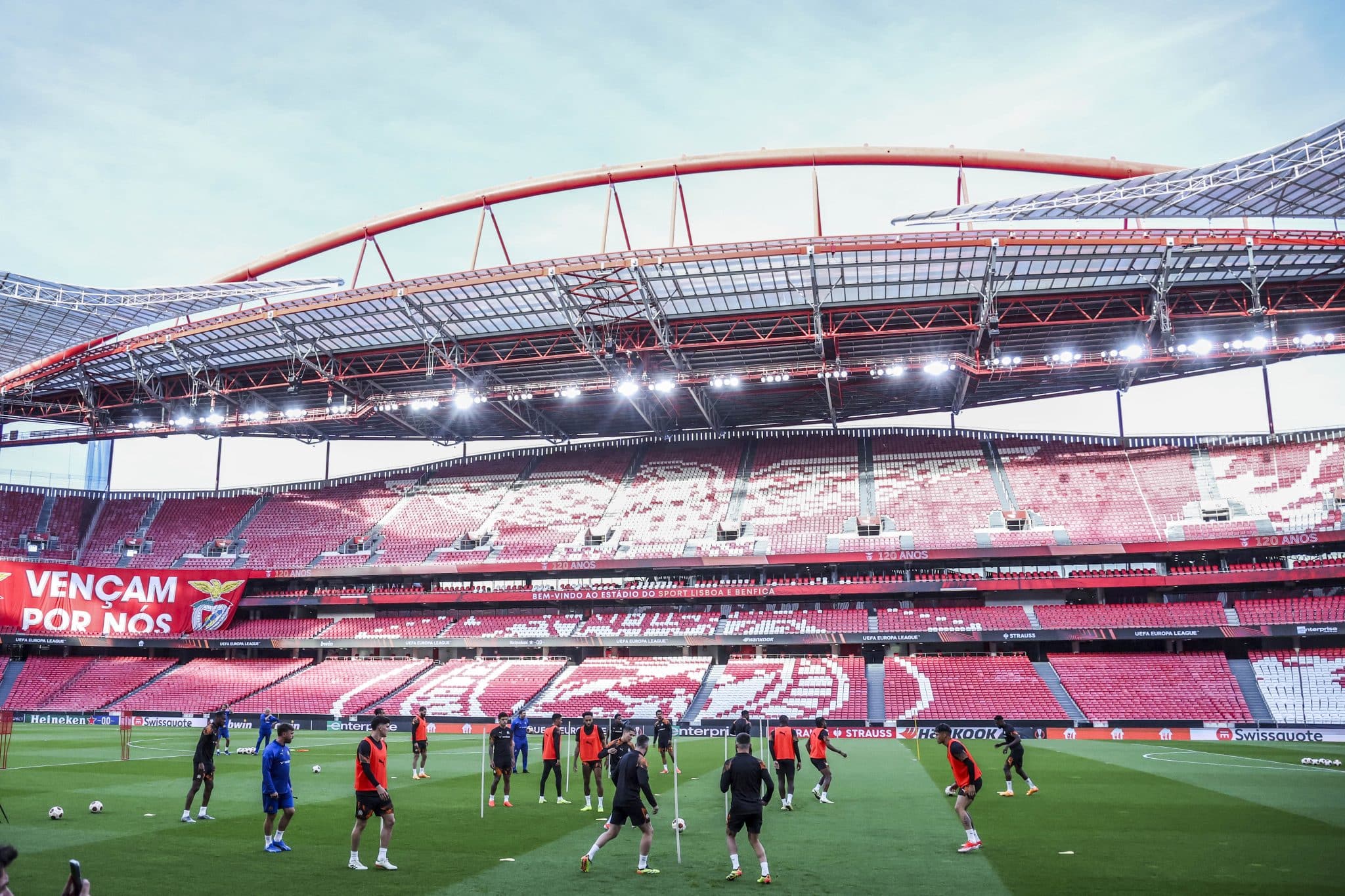 Benfica lift stadium ban on Marseille fans hours before game 1 estadio da luz