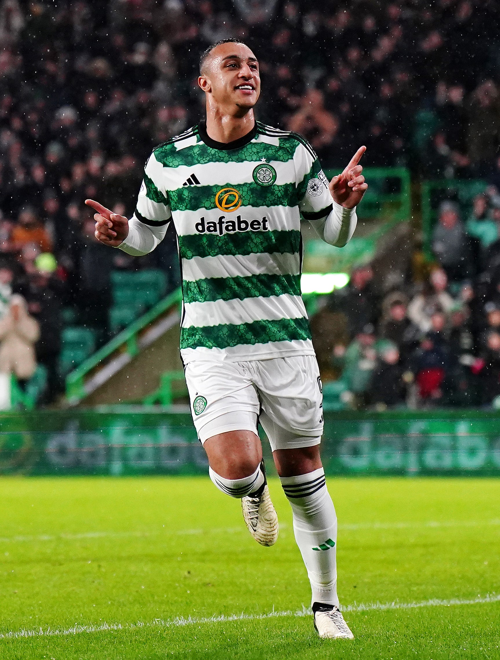 Adam Idah recalls meeting Celtic fans in Cork pub 1 Celtic fans