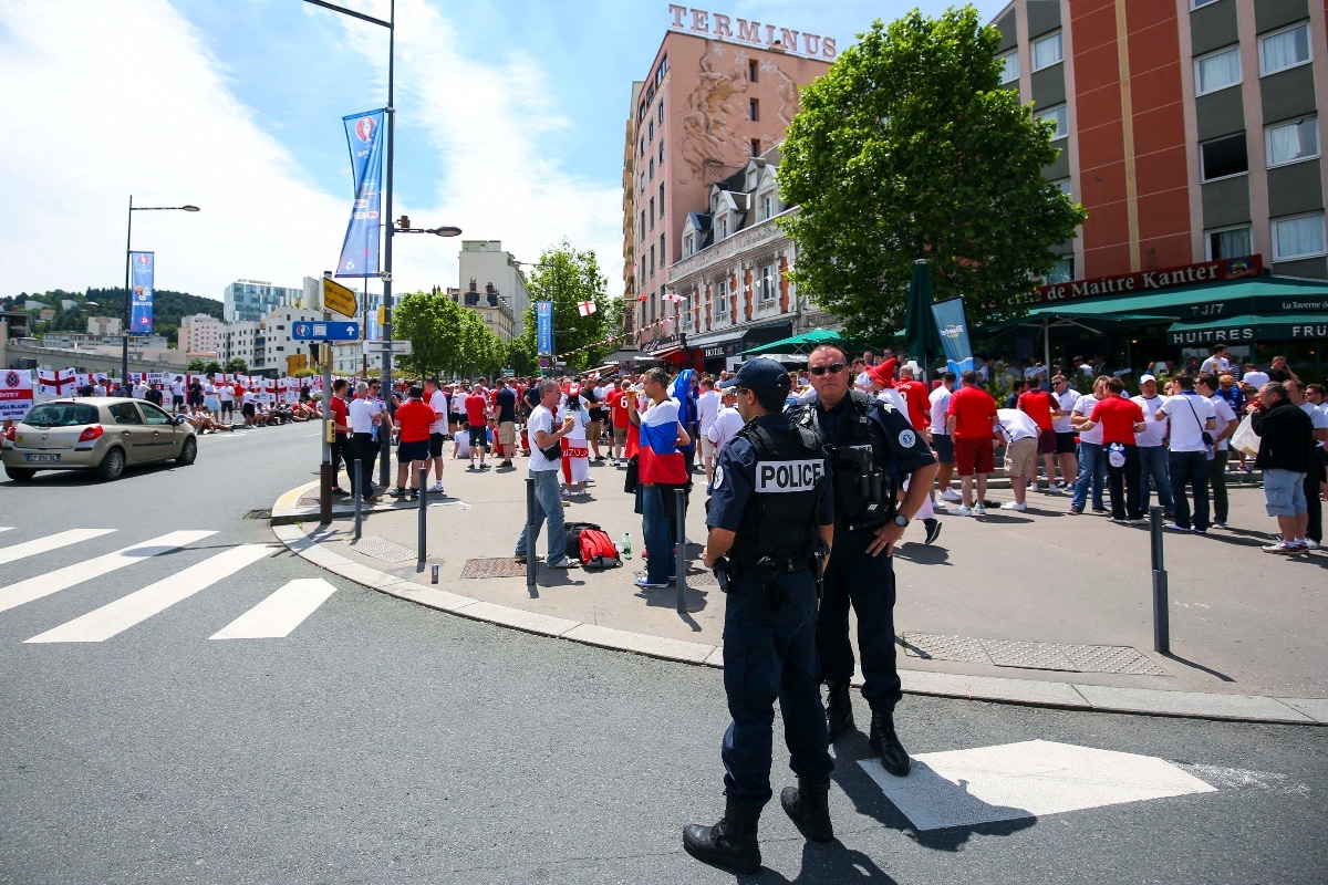 england fans warned about german beer