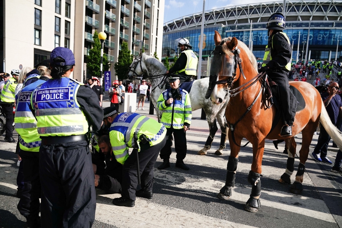 Fan disorder at Wembley in 2021: Have lessons been learned? 2 wembley security