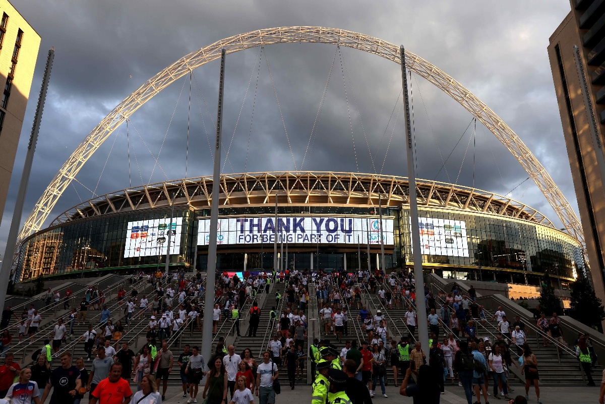 Real Madrid fans in London: Champions League Final Guide 1 Real Madrid fans in london