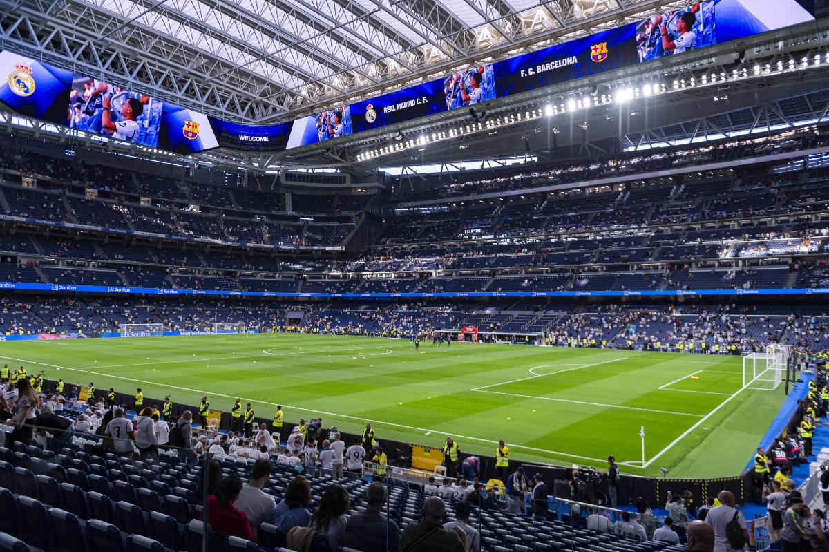 Which stadium will host the 2030 World Cup final