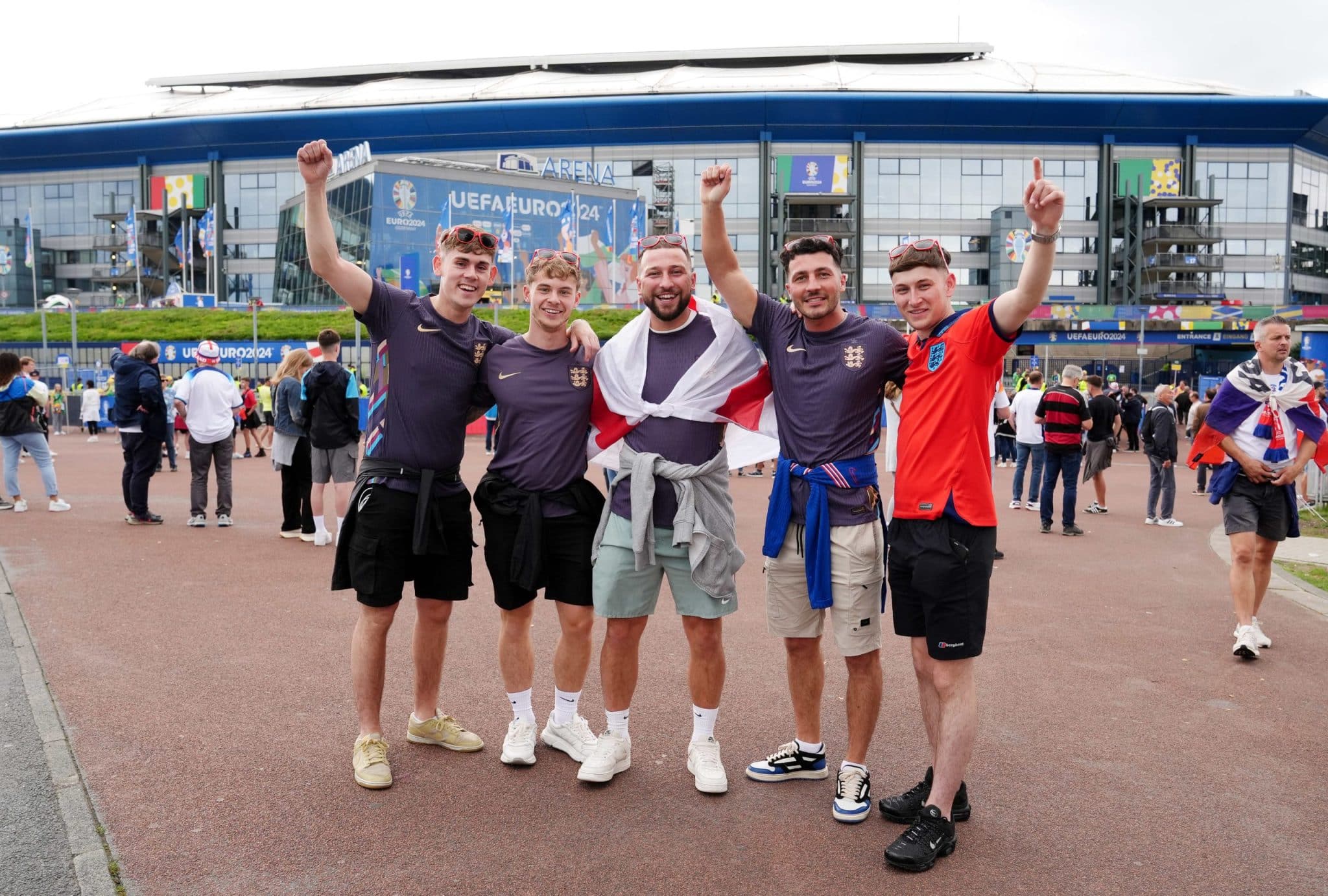 England fans in Dusseldorf: Full matchday guide to Dusseldorf Stadium 2 England fans