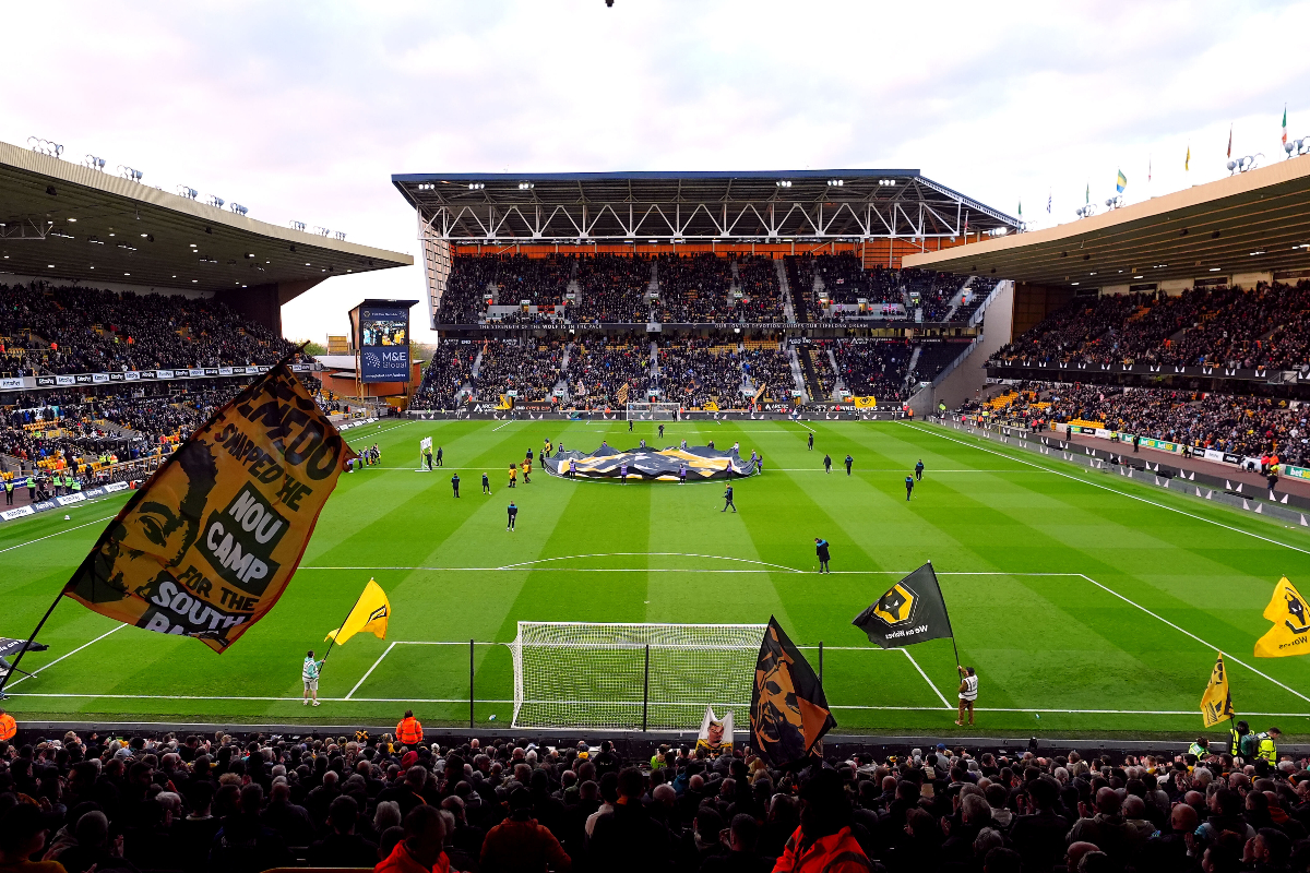 Loudest Premier League stadiums: Stamford Bridge doesn't make the top ten 1 Loudest Premier League stadiums