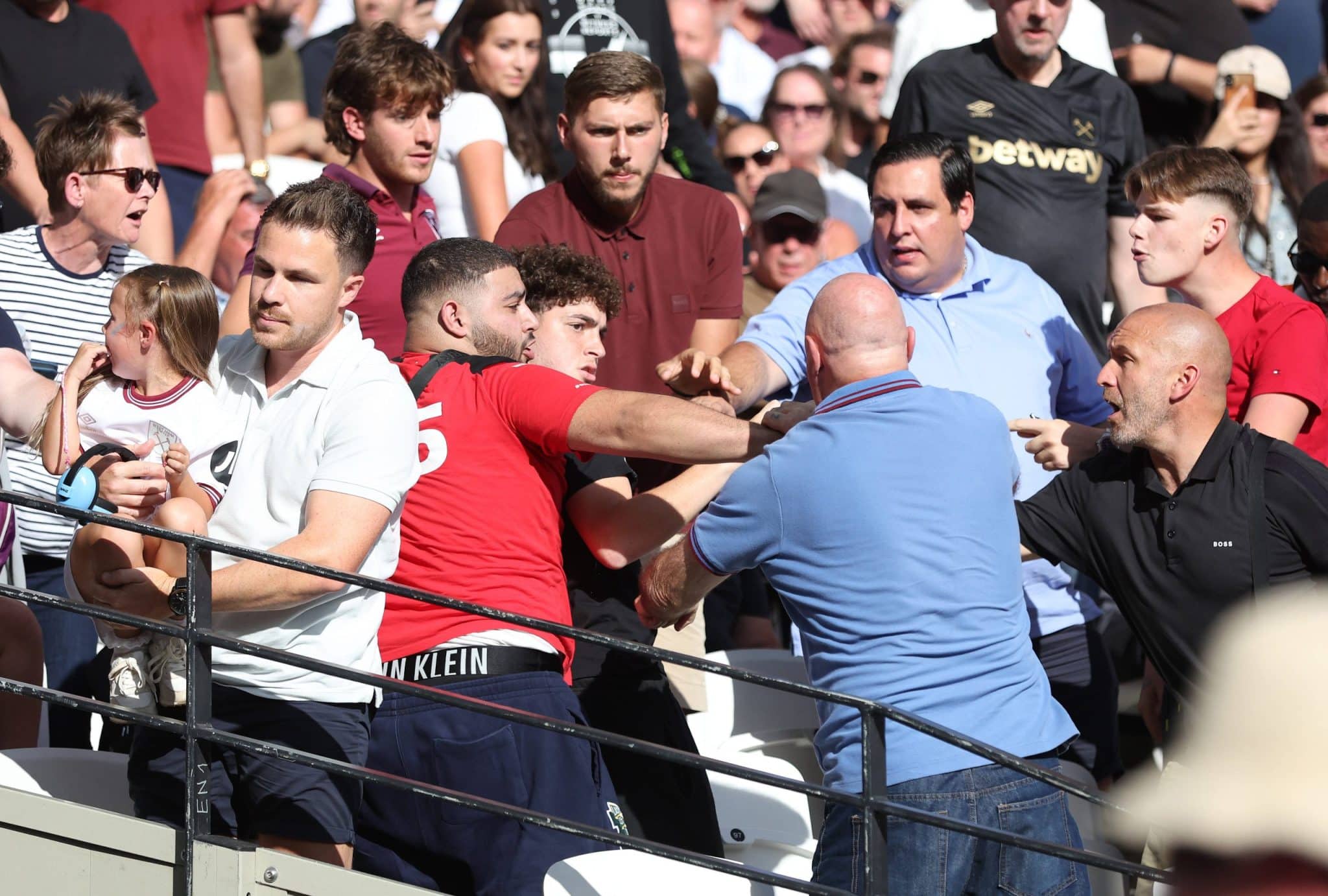 Football fans fighting: Who are the worst offenders? 2 West Ham fans fighting