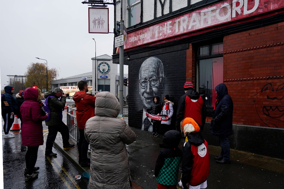 Pubs near Old Trafford