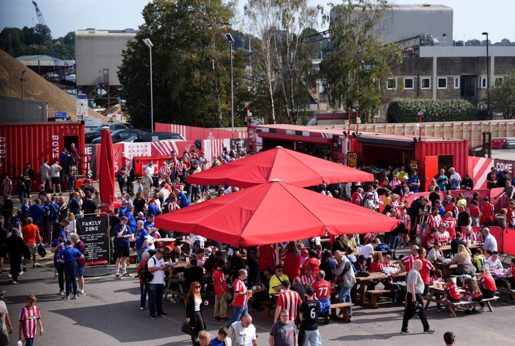 Southampton chants and lyrics: Find out When the Saints go marching in 1 Southampton Chants and Lyrics