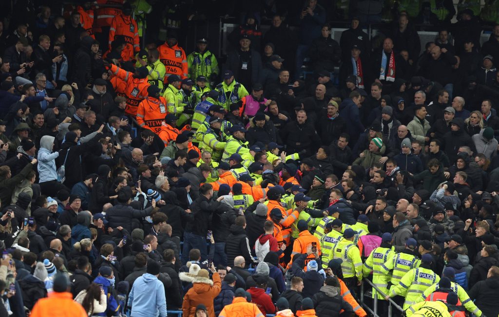 Celtic fans 'targeted in Zagreb', as supporters issued club colours warning 1 Celtic fans in Zagreb