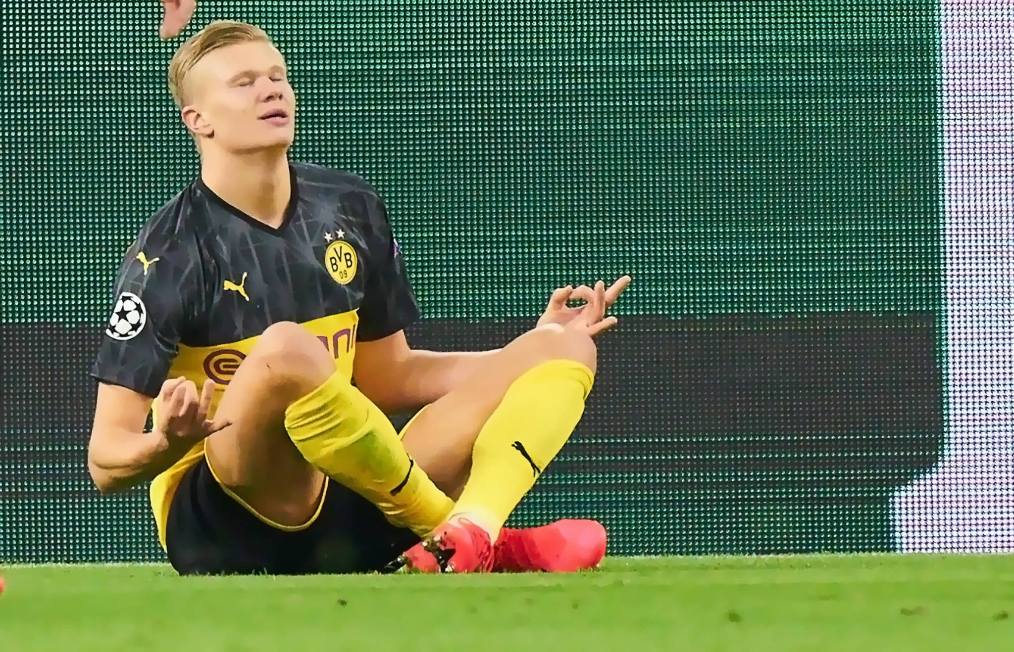 Best goal celebrations in football history: The good, the bad and the ugly 1 Erling Haaland goal celebration