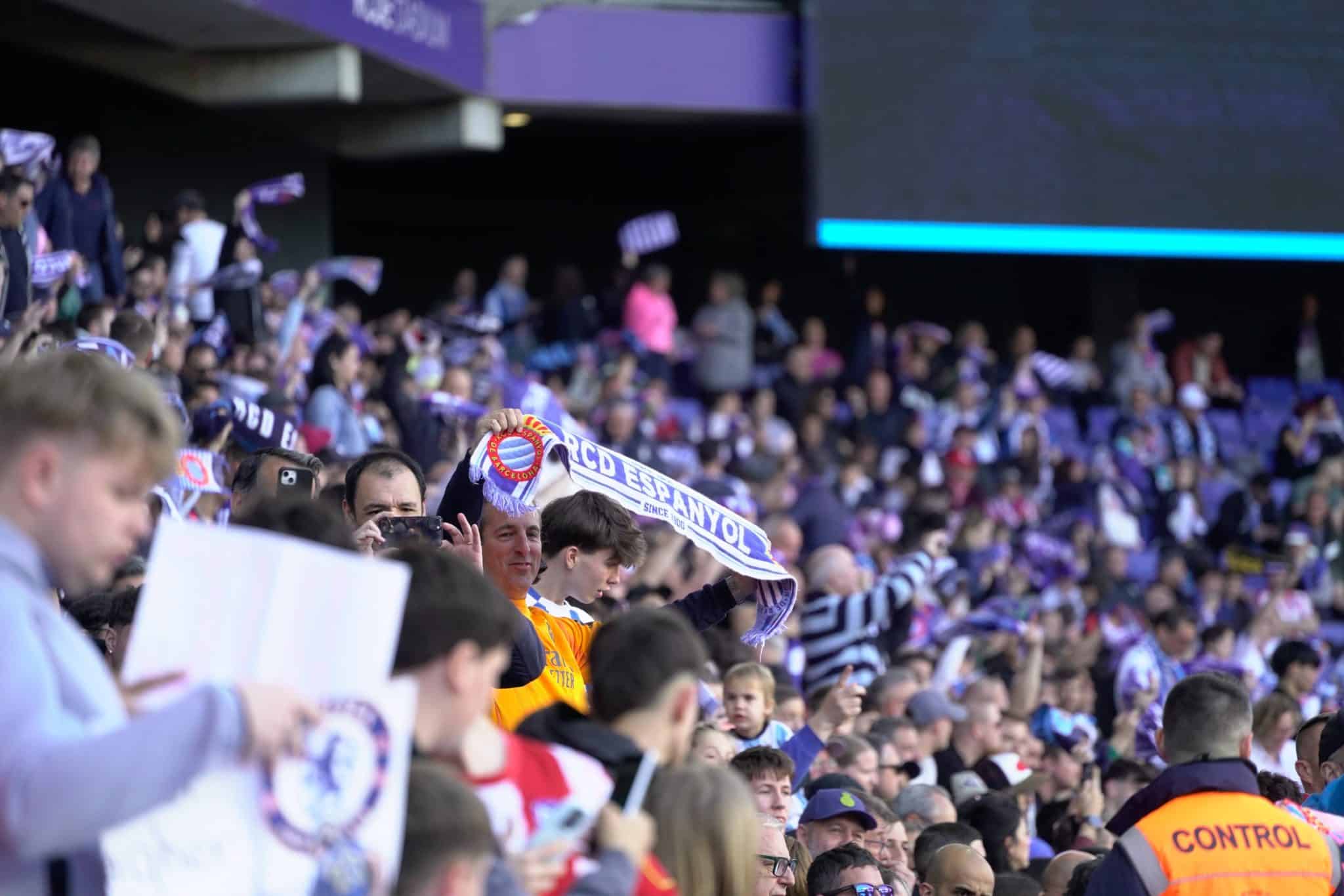 Barcelona to win La Liga behind closed doors? Catalan derby thrown into disarray 1 Espanyol fans at the Catalan Derby