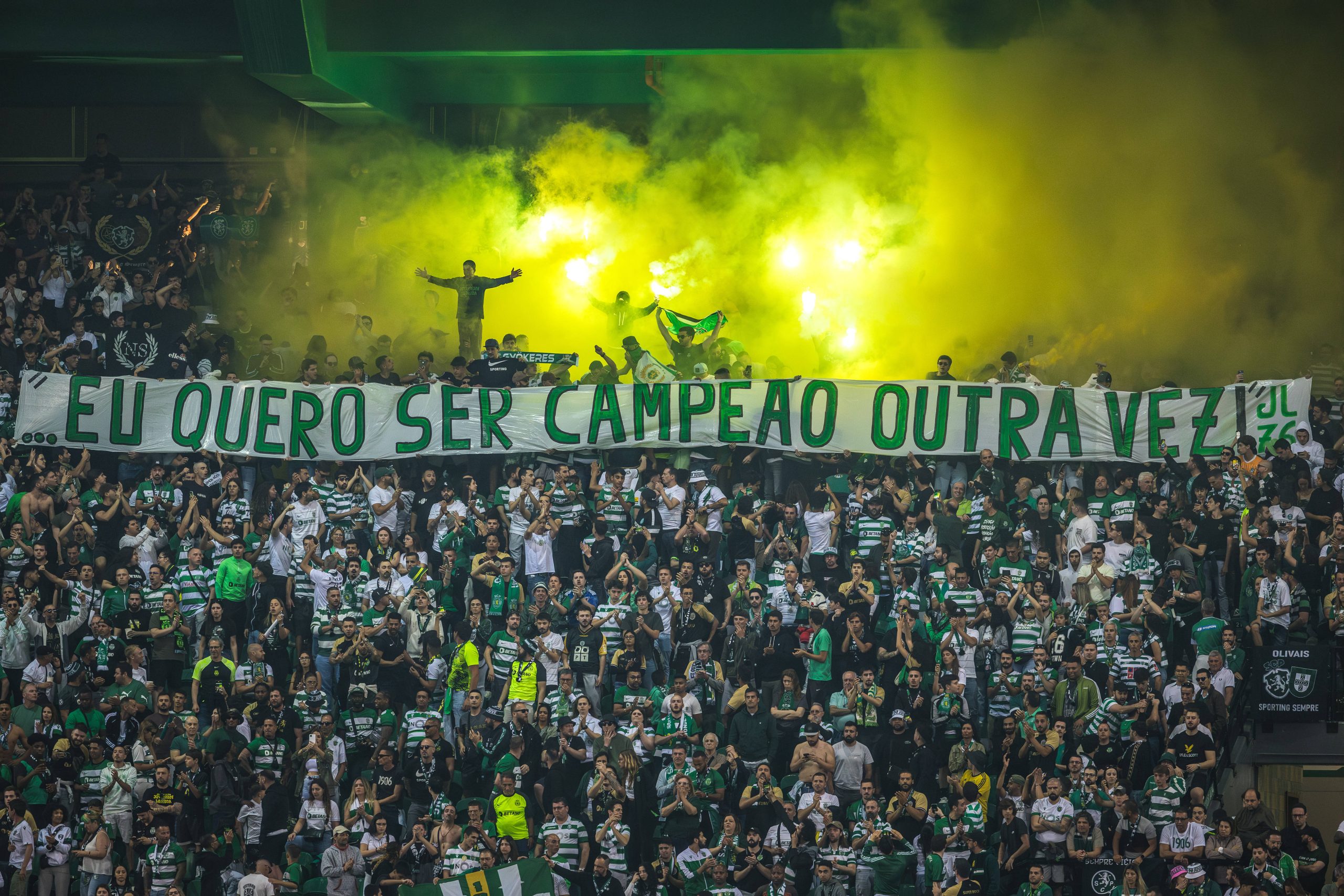 Estadio Jose Alvalade tifos