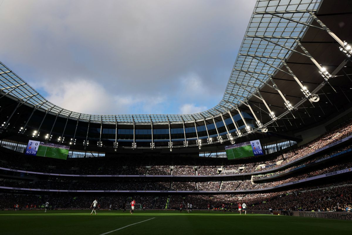 Tottenham could land huge &lsquo;&pound;40m-a-season&rsquo; sponsor deal thanks to key stadium advantage over rivals