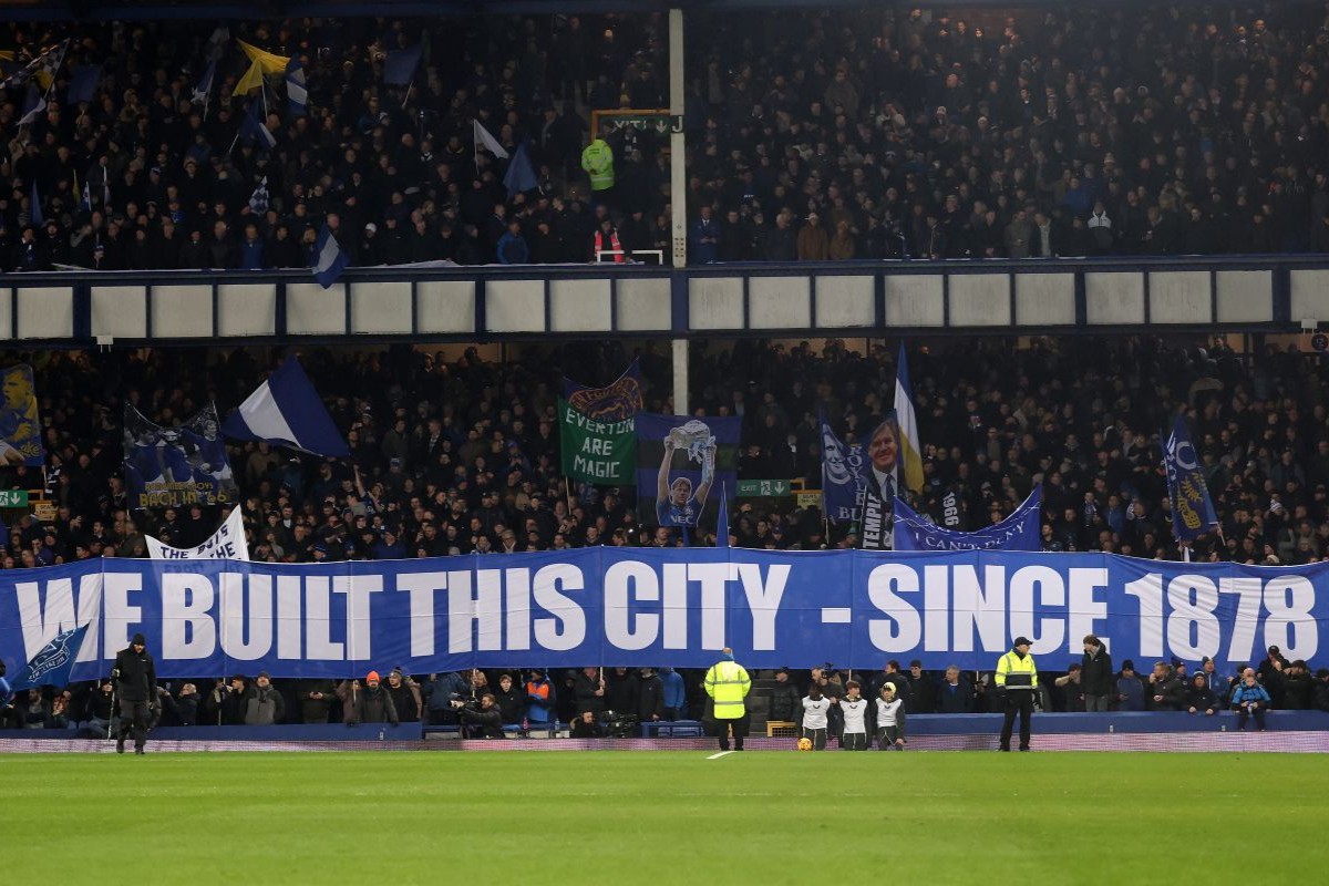 Liverpool vs Everton rivalry: Merseyside derby origin, history & head-to-head record 1 Everton fans