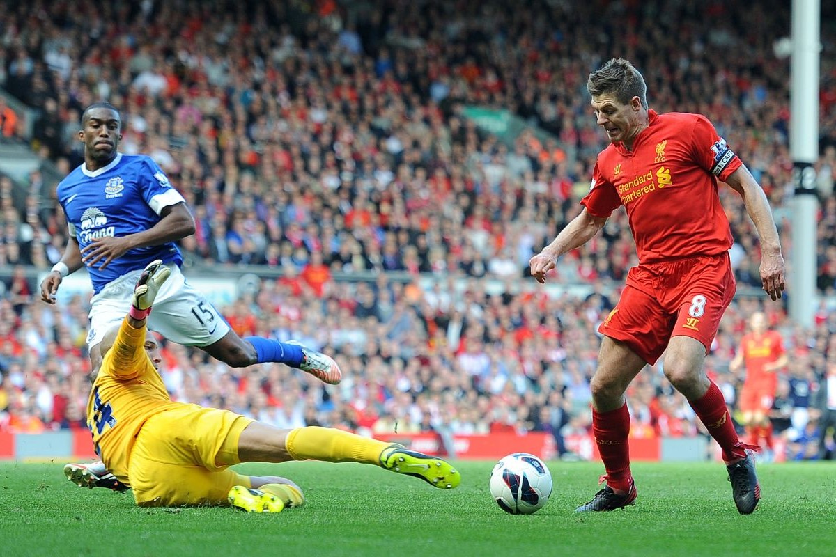 Liverpool vs Everton rivalry: Merseyside derby origin, history & head-to-head record 4 Gerrard Everton