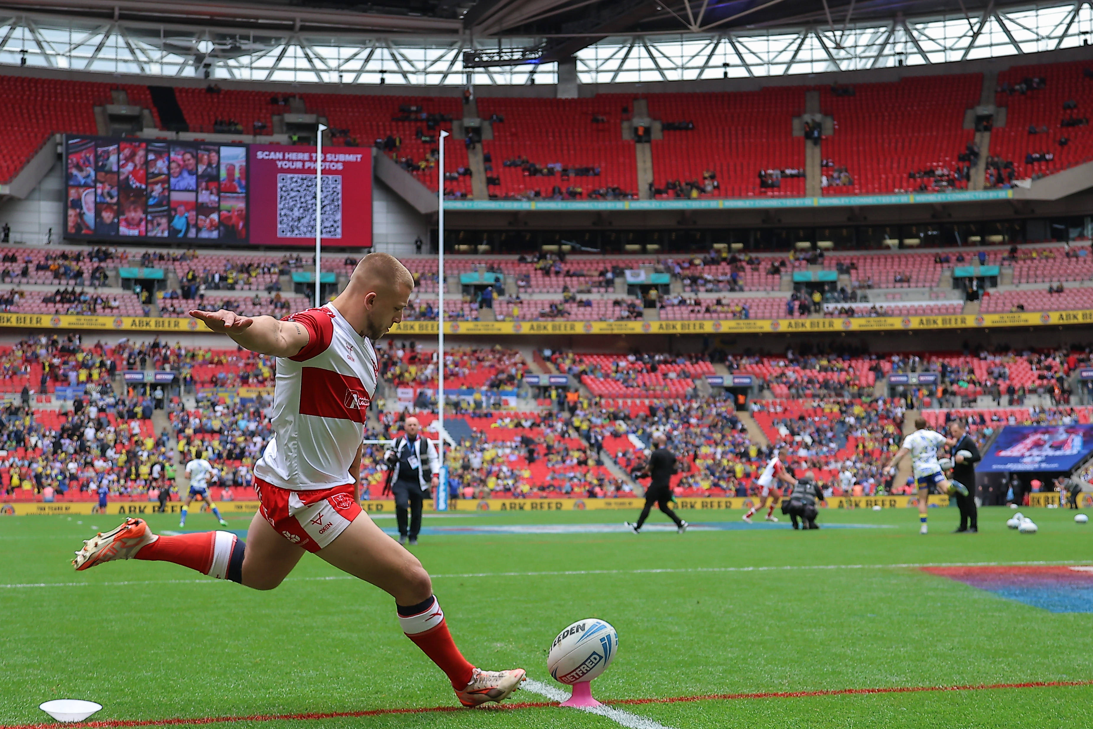 Challenge Cup Final between Warrington Wolves and Hull Kingston Rovers at Wembley Stadium