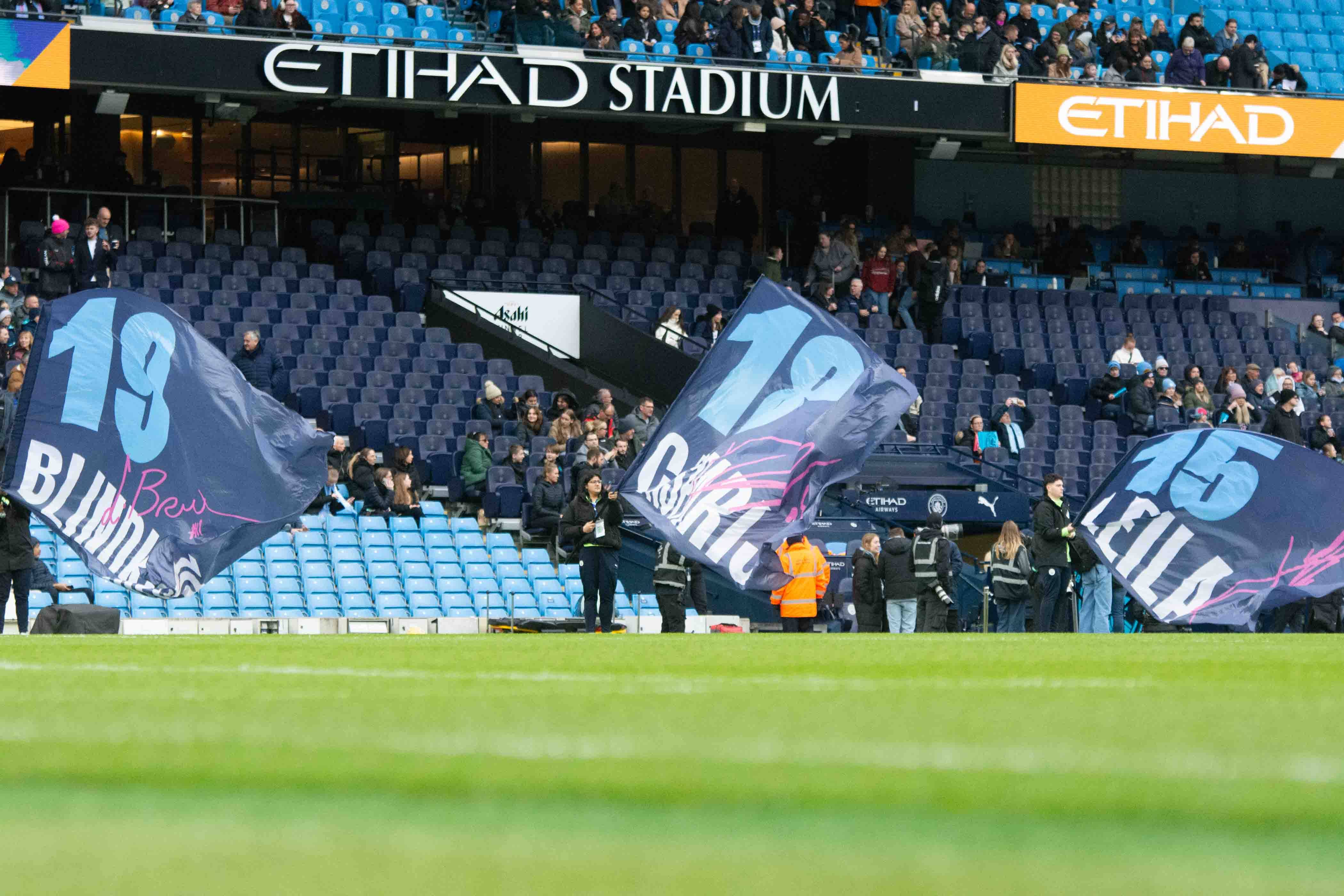 Etihad Stadium 2026 bag policy explained: Size limits, rules and prohibited items 1 Manchester City player flags
