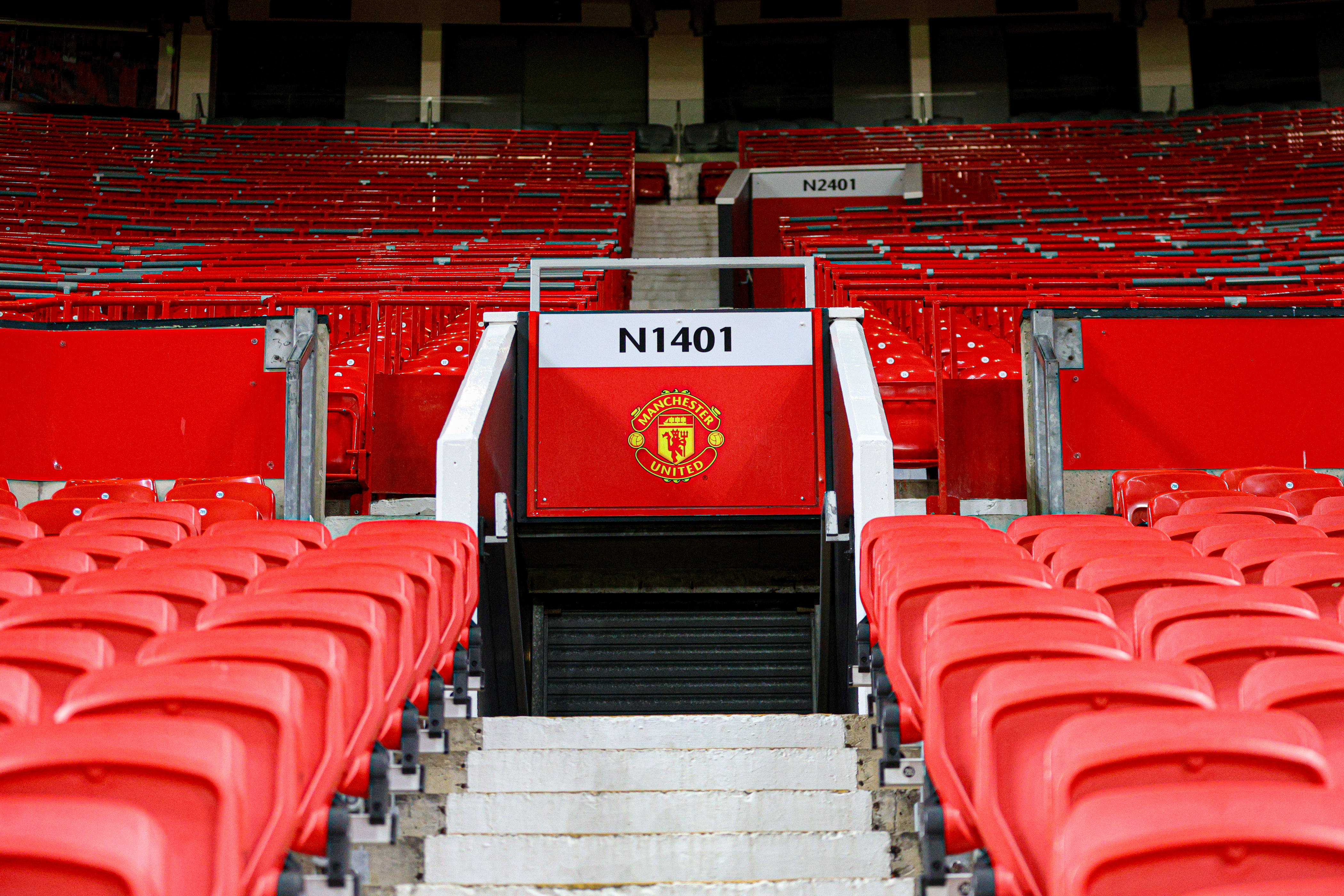 &ldquo;On track&rdquo; &ndash; Man Utd chief now drops fresh hint on when fans can expect new &pound;2bn stadium to open